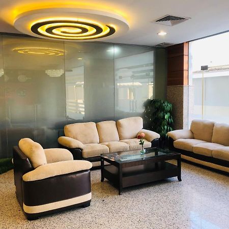 Zodiac Hotel Apartments Fahaheel Kuwait City Exterior foto