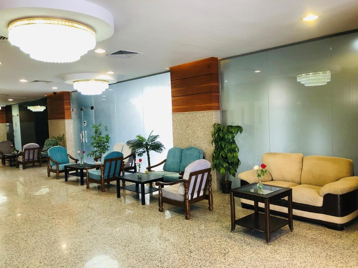 Zodiac Hotel Apartments Fahaheel Kuwait City Exterior foto