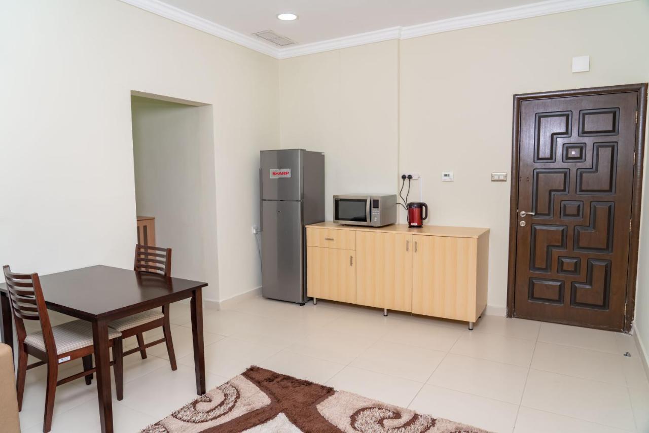 Zodiac Hotel Apartments Fahaheel Kuwait City Exterior foto