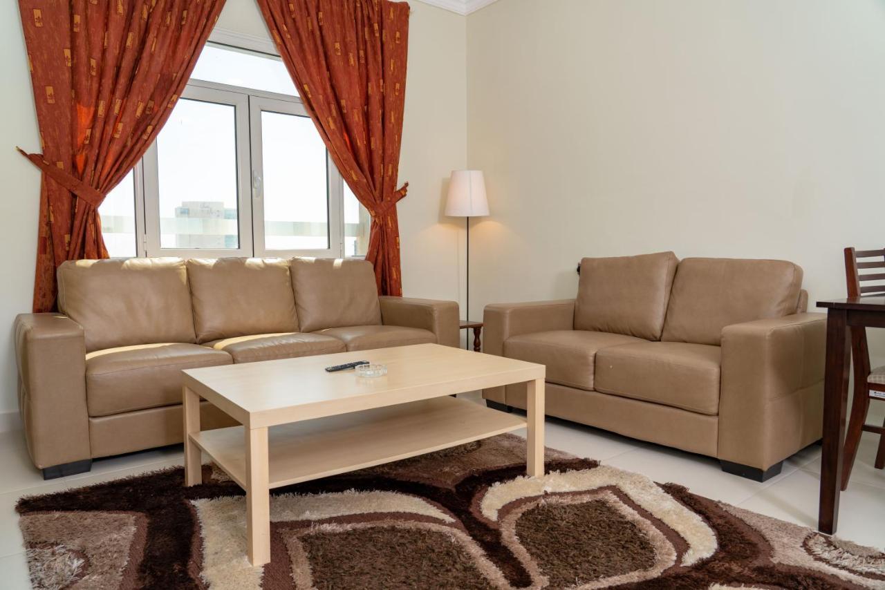 Zodiac Hotel Apartments Fahaheel Kuwait City Exterior foto
